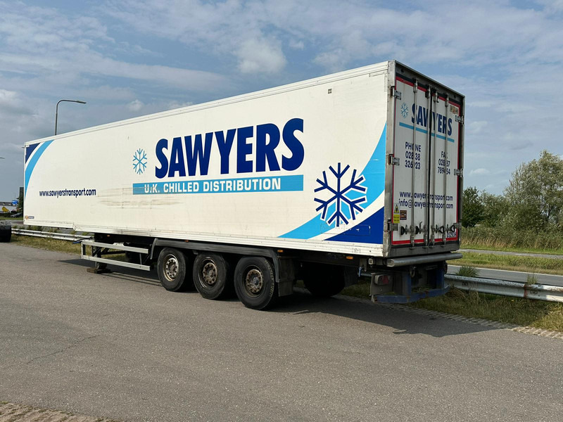 Gray and Adams Meat Hook Thermo King SLXE 400 - Рефрижератор напівпричіп: фото 3 Gray and Adams Meat Hook Thermo King SLXE 400 - Рефрижератор напівпричіп: фото 3