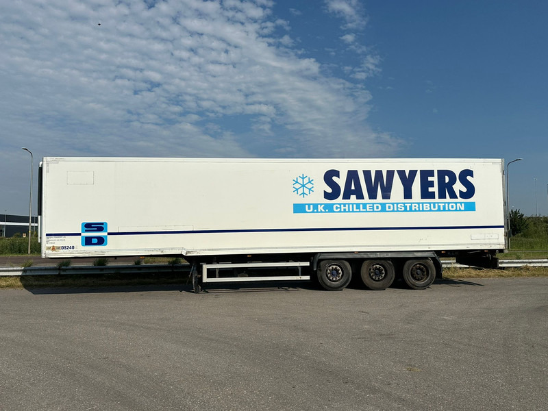 Gray and Adams Meat Hook Thermo King SLXE 400 - Рефрижератор напівпричіп: фото 2 Gray and Adams Meat Hook Thermo King SLXE 400 - Рефрижератор напівпричіп: фото 2