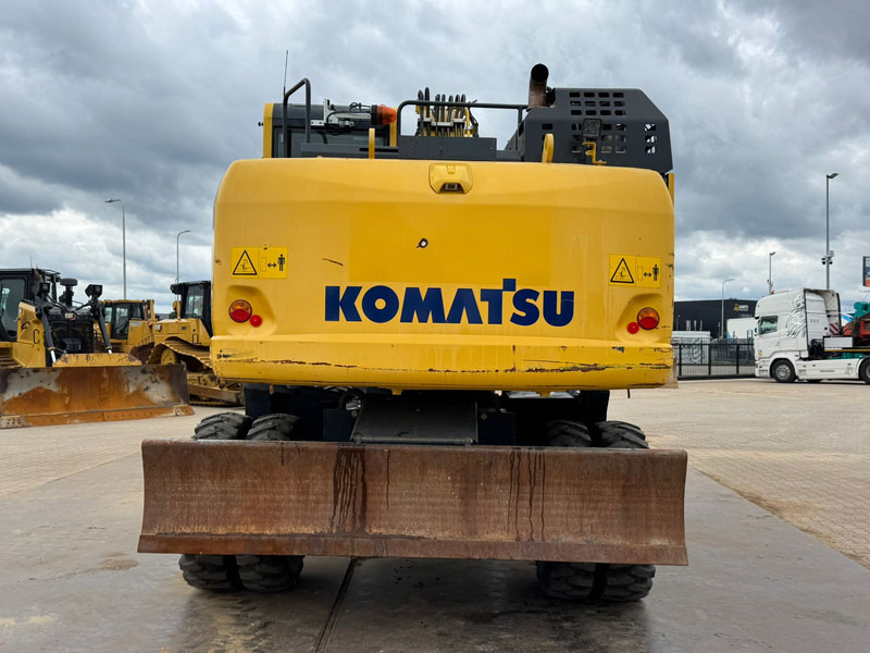 Komatsu PW180-11 - Колісний екскаватор: фото 4 Komatsu PW180-11 - Колісний екскаватор: фото 4
