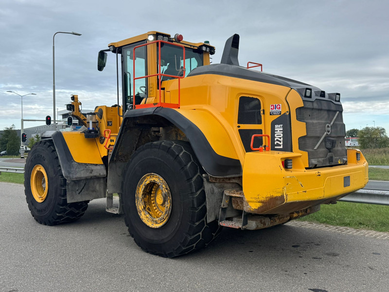 Volvo L220H - Колісний навантажувач: фото 3 Volvo L220H - Колісний навантажувач: фото 3
