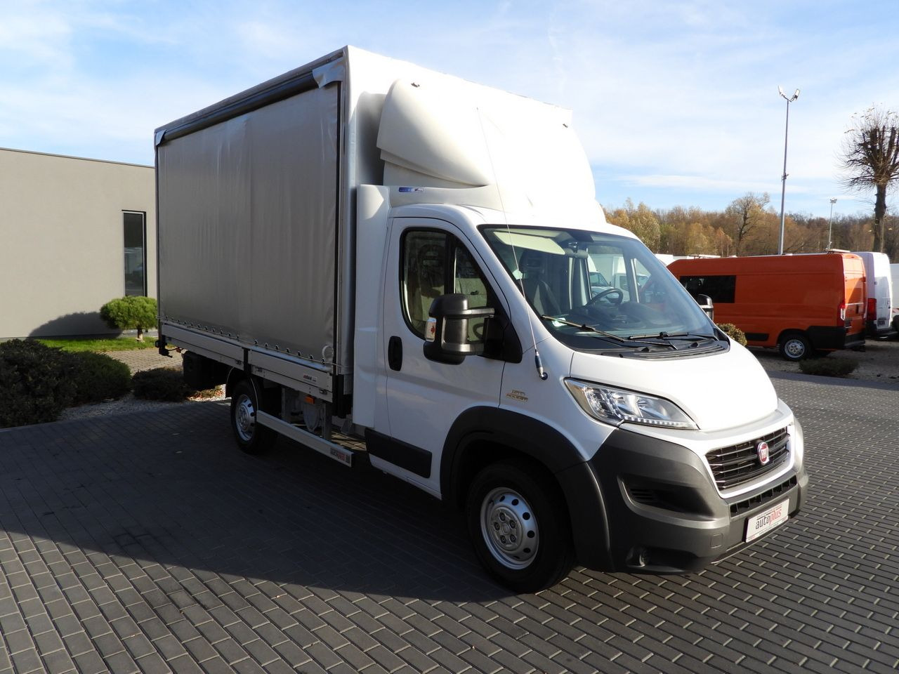 FIAT DUCATO TARPAULIN 8 PALLETS CRUISE CONTROL LED LIGHTS AIR CONDITIONING 180HP - Тентований фургон: фото 4 FIAT DUCATO TARPAULIN 8 PALLETS CRUISE CONTROL LED LIGHTS AIR CONDITIONING 180HP - Тентований фургон: фото 4