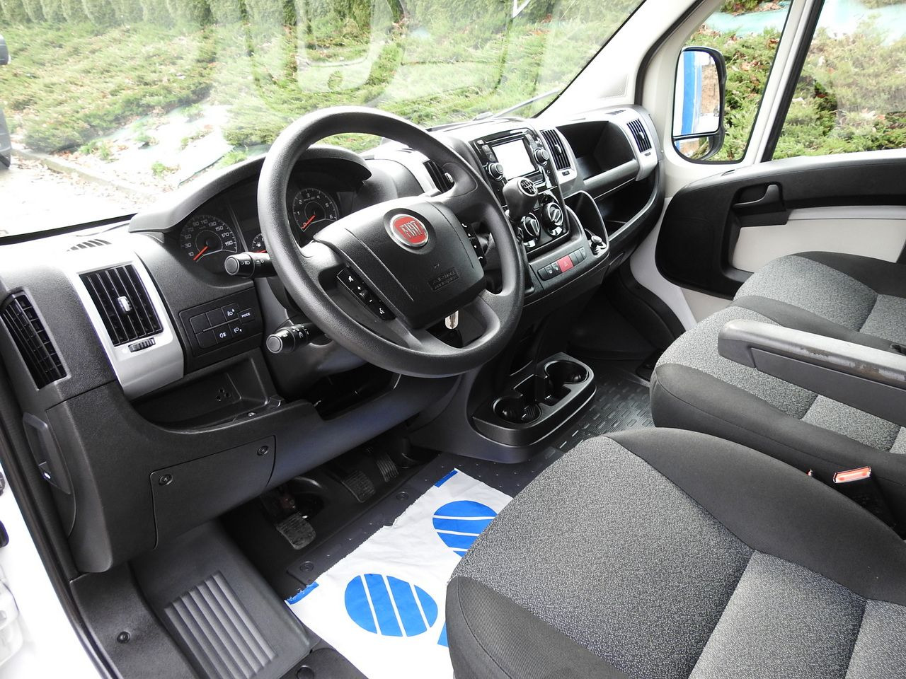 FIAT DUCATO TARPAULIN LIFT 9 PALLETS WEBASTO CRUISE CONTROL A/C LED LAMP 180HP - Тентований фургон: фото 2 FIAT DUCATO TARPAULIN LIFT 9 PALLETS WEBASTO CRUISE CONTROL A/C LED LAMP 180HP - Тентований фургон: фото 2
