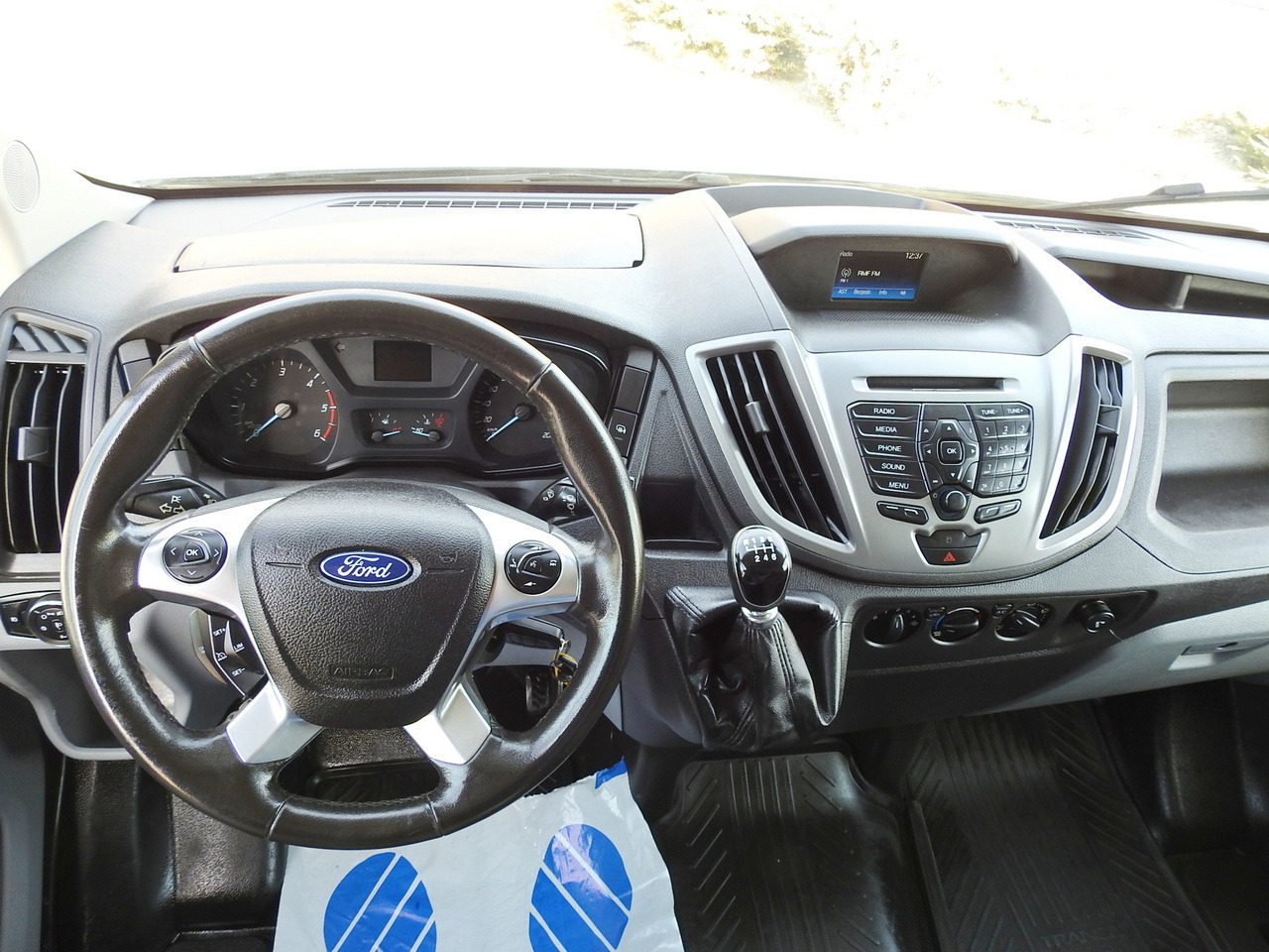 Фургон з закритим кузовом FORD TRANSIT  BOX LIFT 8 PALLETS CRUISE CONTROL LED LIGHTS TWIN WHEELS AIR CONDITIONING  170HP: фото 30