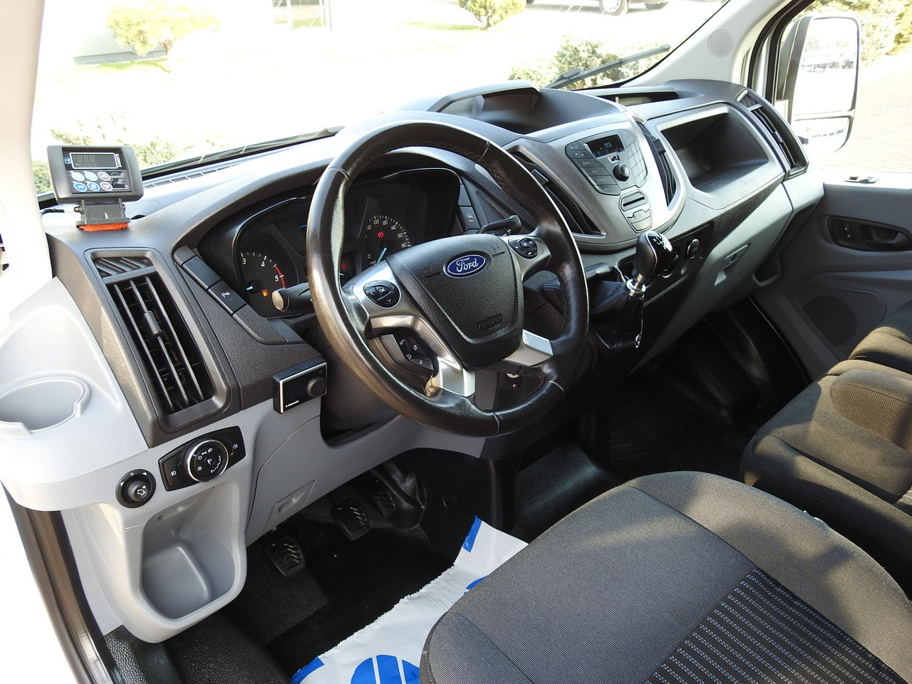 FORD TRANSIT REFRIGERATOR VAN 0°C HEATING FUNCTION CRUISE CONTROL LED LIGHTS AIR CONDITIONING 130HP - Фургон-рефрижератор: фото 2 FORD TRANSIT REFRIGERATOR VAN 0°C HEATING FUNCTION CRUISE CONTROL LED LIGHTS AIR CONDITIONING 130HP - Фургон-рефрижератор: фото 2