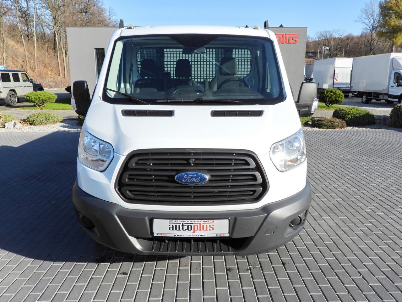 FORD TRANSIT STAKE BODY 8 PALLETS TWIN WHEELS AIR CONDITIONING 155HP - Легка бортова вантажівка: фото 5 FORD TRANSIT STAKE BODY 8 PALLETS TWIN WHEELS AIR CONDITIONING 155HP - Легка бортова вантажівка: фото 5