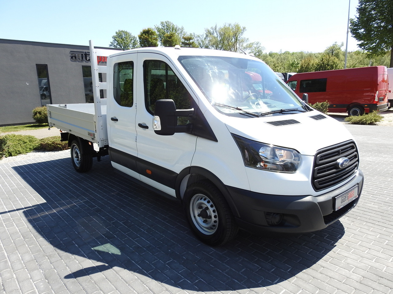 FORD TRANSIT STAKE BODY DOUBLE CABIN DOKA 7 SEATS AIR CONDITIONING 130HP - Вантажопасажирський фургон: фото 4 FORD TRANSIT STAKE BODY DOUBLE CABIN DOKA 7 SEATS AIR CONDITIONING 130HP - Вантажопасажирський фургон: фото 4
