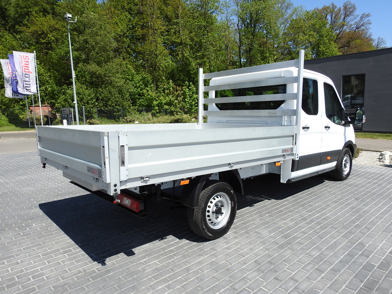 FORD TRANSIT STAKE BODY DOUBLE CABIN DOKA 7 SEATS AIR CONDITIONING 130HP - Вантажопасажирський фургон: фото 3 FORD TRANSIT STAKE BODY DOUBLE CABIN DOKA 7 SEATS AIR CONDITIONING 130HP - Вантажопасажирський фургон: фото 3