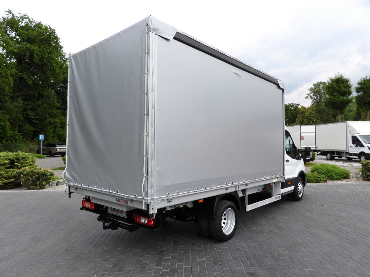 FORD TRANSIT TARPAULIN 8 PALLETS CRUISE CONTROL LED LIGHTS TWIN WHEELS AIR CONDITIONING 130HP - Тентований фургон: фото 3 FORD TRANSIT TARPAULIN 8 PALLETS CRUISE CONTROL LED LIGHTS TWIN WHEELS AIR CONDITIONING 130HP - Тентований фургон: фото 3