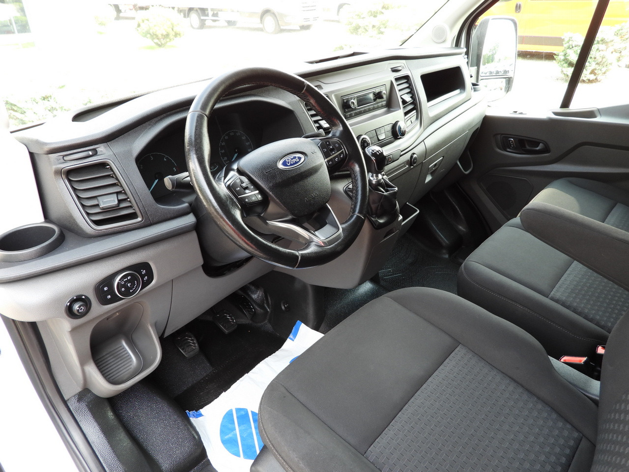 FORD TRANSIT VAN CRUISE CONTROL LED LIGHTS AIR CONDITIONING 130HP - Суцільнометалевий фургон: фото 2 FORD TRANSIT VAN CRUISE CONTROL LED LIGHTS AIR CONDITIONING 130HP - Суцільнометалевий фургон: фото 2