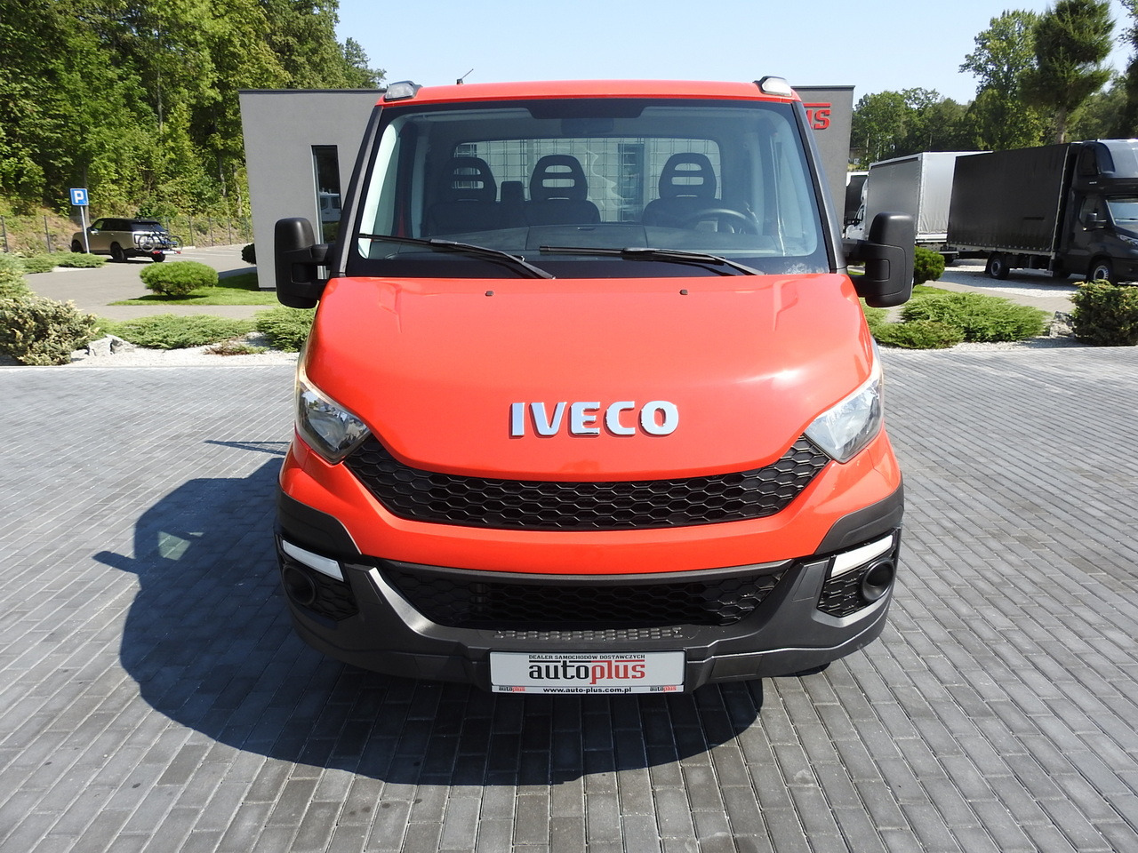 IVECO DAILY 35C13 TIPPER CRUISE CONTROL AIR CONDITIONING TWIN WHEELS 130HP - Малотоннажний самоскид: фото 5 IVECO DAILY 35C13 TIPPER CRUISE CONTROL AIR CONDITIONING TWIN WHEELS 130HP - Малотоннажний самоскид: фото 5
