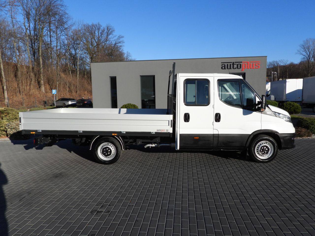 Вантажопасажирський фургон IVECO DAILY 35S14 STAKE BODY DOUBLE CABIN DOKA 7 SEATS CRUISE CONTROL AIR CONDITIONING  140HP: фото 7