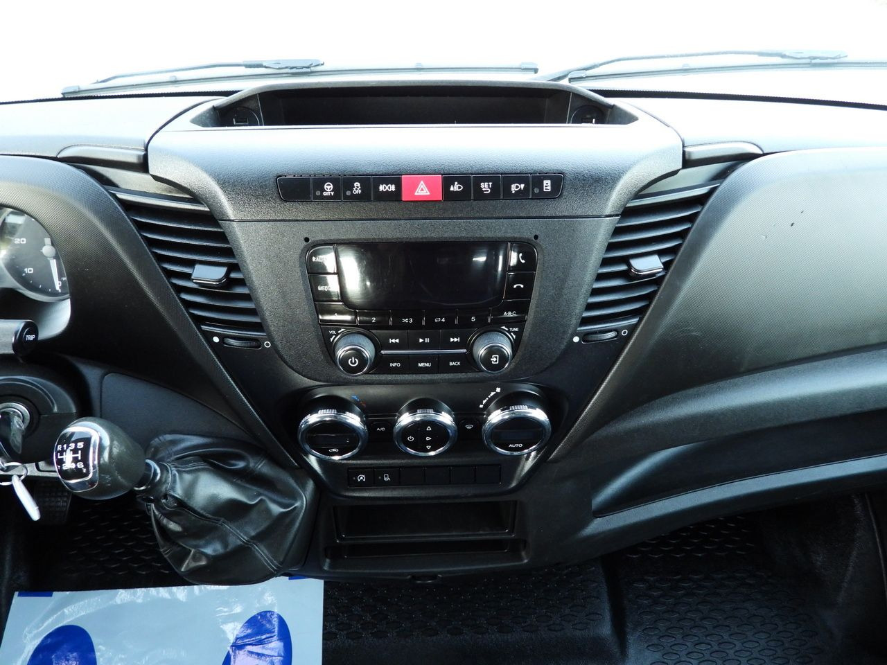 Вантажопасажирський фургон IVECO DAILY 35S14 STAKE BODY DOUBLE CABIN DOKA 7 SEATS CRUISE CONTROL AIR CONDITIONING  140HP: фото 24