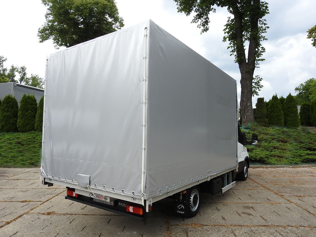 IVECO DAILY 35S18 NEW TARPAULIN WEBASTO CRUISE CONTROL AIR CONDITIONING 180HP - Тентований фургон: фото 3 IVECO DAILY 35S18 NEW TARPAULIN WEBASTO CRUISE CONTROL AIR CONDITIONING 180HP - Тентований фургон: фото 3