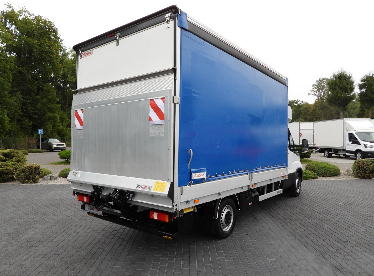 IVECO DAILY 35S18 TARPAULIN LIFT 8 PALLETS WEBASTO CRUISE CONTROL LED LIGHTS AIR CONDITIONING 180HP - Тентований фургон: фото 3 IVECO DAILY 35S18 TARPAULIN LIFT 8 PALLETS WEBASTO CRUISE CONTROL LED LIGHTS AIR CONDITIONING 180HP - Тентований фургон: фото 3