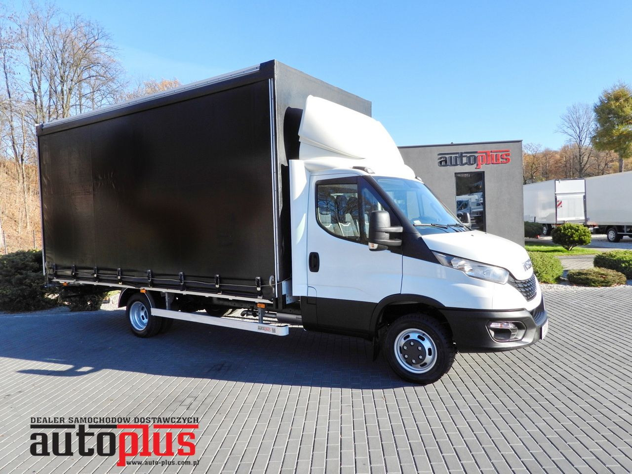 IVECO DAILY 50C17 TARPAULIN 10 PALLETS CRUISE CONTROL TWIN WHEELS AIR CONDITIONING 180HP - Тентований фургон: фото 1 IVECO DAILY 50C17 TARPAULIN 10 PALLETS CRUISE CONTROL TWIN WHEELS AIR CONDITIONING 180HP - Тентований фургон: фото 1