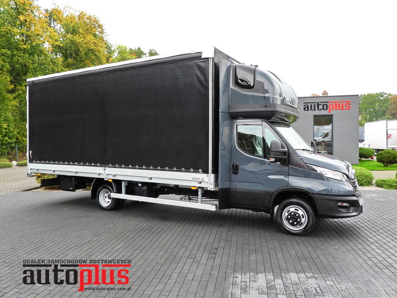 IVECO DAILY 50C18 TARPAULIN 14 PALLETS WEBASTO CRUISE CONTROL PNEUMATICS TWIN WHEELS AIR CONDITIONING  180HP - Тентований фургон: фото 1 IVECO DAILY 50C18 TARPAULIN 14 PALLETS WEBASTO CRUISE CONTROL PNEUMATICS TWIN WHEELS AIR CONDITIONING  180HP - Тентований фургон: фото 1