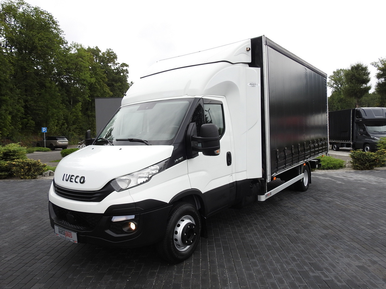 Тентована вантажівка IVECO DAILY 70C18 TARPAULIN LIFT 12 PALLETS WEBASTO CRUISE CONTROL TWIN WHEELS AIR CONDITIONING  180HP: фото 20