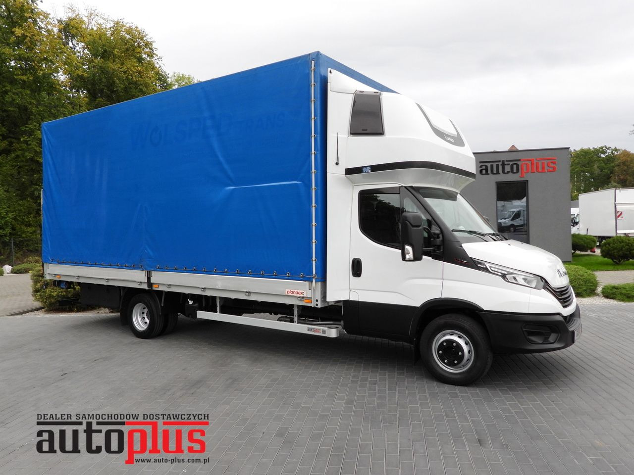 IVECO DAILY 72C18 TARPAULIN LIFT 14 PALLETS WEBASTO CRUISE CONTROL LED LIGHTS TWIN WHEELS AIR CONDITIONING 180HP - Тентована вантажівка: фото 1 IVECO DAILY 72C18 TARPAULIN LIFT 14 PALLETS WEBASTO CRUISE CONTROL LED LIGHTS TWIN WHEELS AIR CONDITIONING 180HP - Тентована вантажівка: фото 1