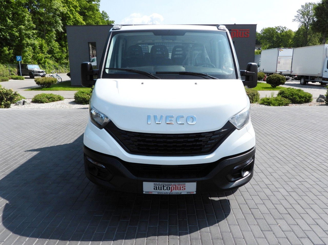 Iveco DAILY 35S12 PRITSCHE DOPPELKABINE DOKA 7 SITZE - Легка бортова вантажівка, Вантажопасажирський фургон: фото 5 Iveco DAILY 35S12 PRITSCHE DOPPELKABINE DOKA 7 SITZE - Легка бортова вантажівка, Вантажопасажирський фургон: фото 5