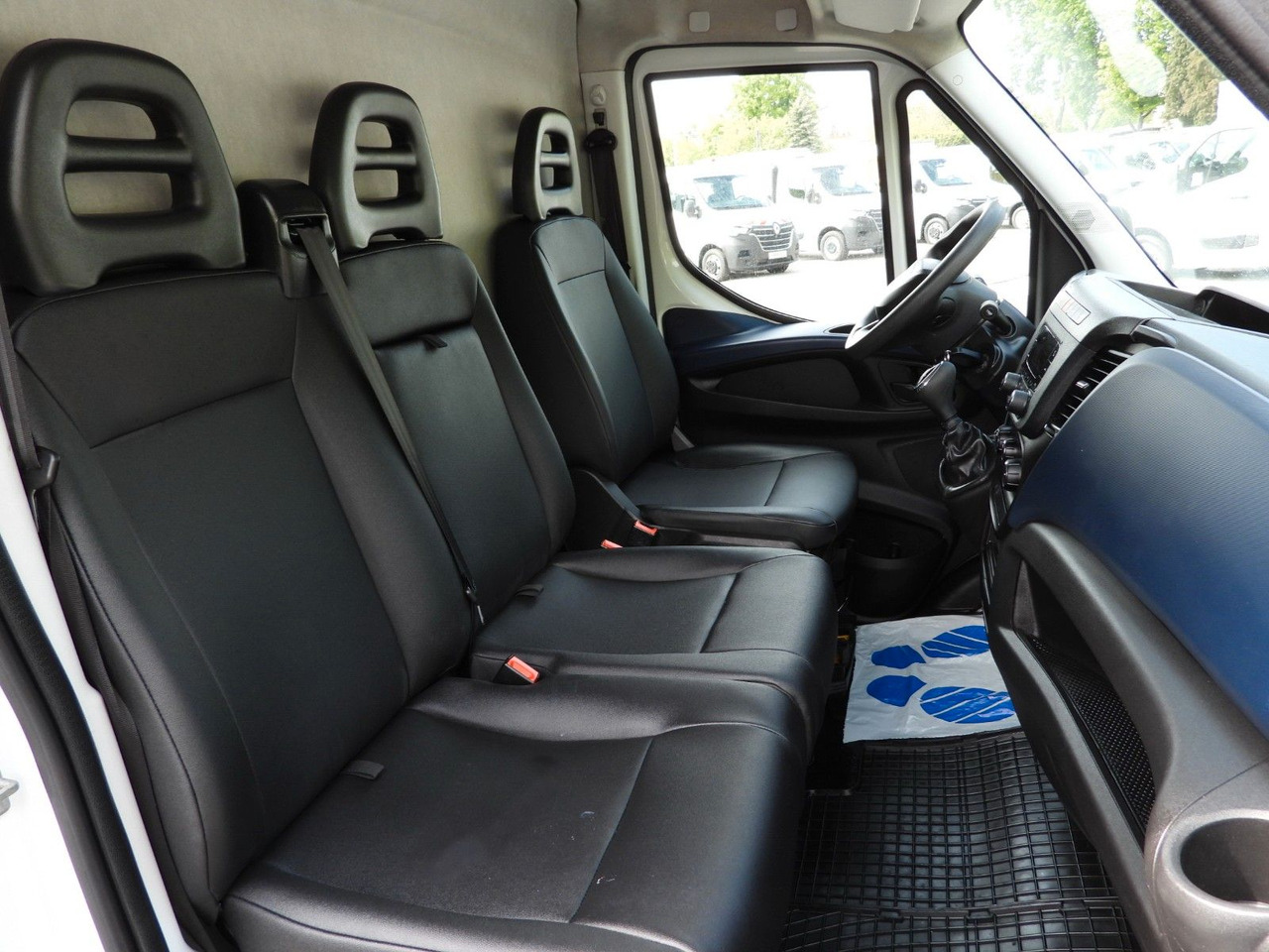 Iveco DAILY 35S14 KÜHLKASTENWAGEN-10*C TEMPOMAT в лізинг Iveco DAILY 35S14 KÜHLKASTENWAGEN-10*C TEMPOMAT: фото 30