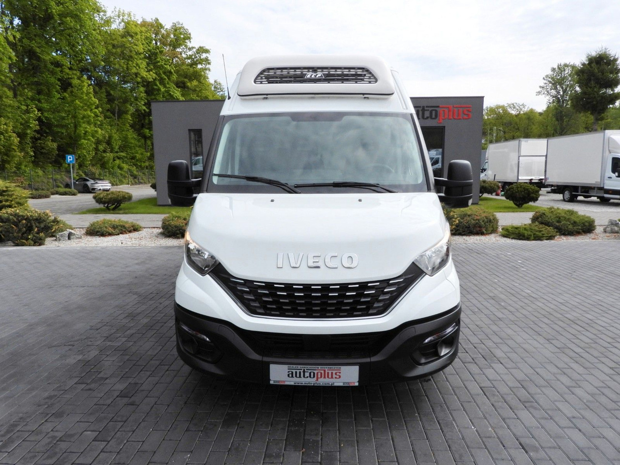 Iveco DAILY 35S14 KÜHLKASTENWAGEN-10*C TEMPOMAT - Фургон-рефрижератор: фото 5 Iveco DAILY 35S14 KÜHLKASTENWAGEN-10*C TEMPOMAT - Фургон-рефрижератор: фото 5