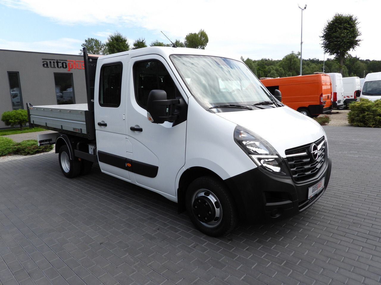 OPEL MOVANO TIPPER DOUBLE CABIN DOKA 7 SEATS LED LIGHTS TWIN WHEELS AIR CONDITIONING 145HP - Комерційний автомобіль: фото 4 OPEL MOVANO TIPPER DOUBLE CABIN DOKA 7 SEATS LED LIGHTS TWIN WHEELS AIR CONDITIONING 145HP - Комерційний автомобіль: фото 4