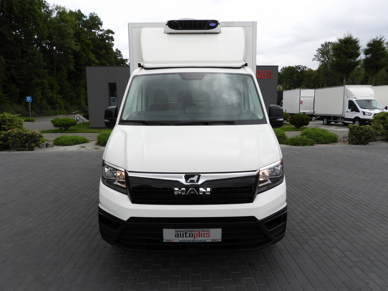 MAN TGE 3.180 REGRIGERATOR BOX 0*C CRUISE CONTROL TWIN WHEELS AIR CONDITIONING 180HP - Фургон-рефрижератор: фото 5 MAN TGE 3.180 REGRIGERATOR BOX 0*C CRUISE CONTROL TWIN WHEELS AIR CONDITIONING 180HP - Фургон-рефрижератор: фото 5