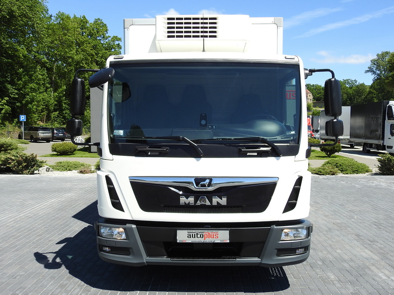 MAN TGL 10.180 REGRIGERATOR BOX -20*C 11 PALLETS POWER SUPPLY 230V AIR CONDITIONING PNEUMATICS TWIN WHEELS 180HP - Рефрижератор вантажівка: фото 5 MAN TGL 10.180 REGRIGERATOR BOX -20*C 11 PALLETS POWER SUPPLY 230V AIR CONDITIONING PNEUMATICS TWIN WHEELS 180HP - Рефрижератор вантажівка: фото 5