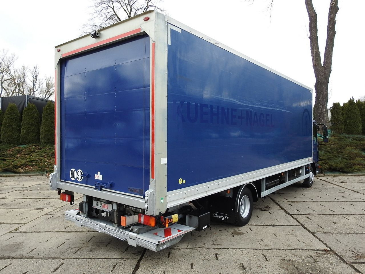 MAN TGL 12.220 BOX LIFT 18 PALLETS CRUISE CONTROLAIR CONDITIONING PNEUMATICS AUTOMATIC TWIN WHEELS 220HP - Вантажівка з закритим кузовом: фото 3 MAN TGL 12.220 BOX LIFT 18 PALLETS CRUISE CONTROLAIR CONDITIONING PNEUMATICS AUTOMATIC TWIN WHEELS 220HP - Вантажівка з закритим кузовом: фото 3