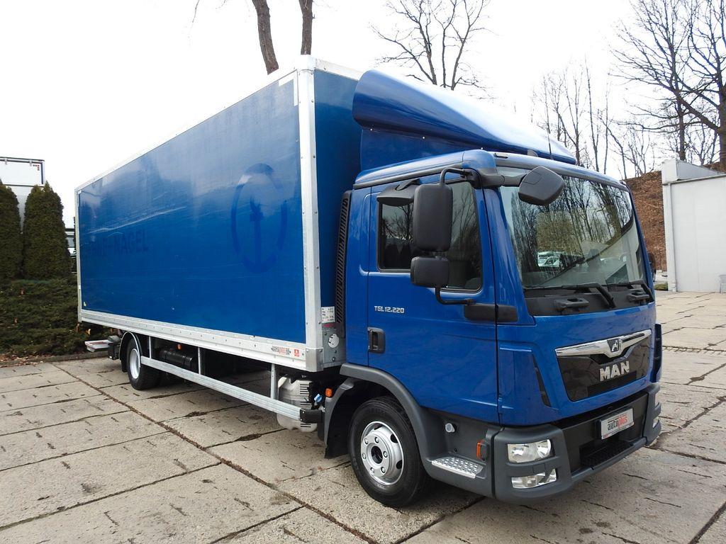 MAN TGL 12.220 KOFFER 18 PALETTEN ZWILLINGSRÄDER - Вантажівка з закритим кузовом: фото 4 MAN TGL 12.220 KOFFER 18 PALETTEN ZWILLINGSRÄDER - Вантажівка з закритим кузовом: фото 4