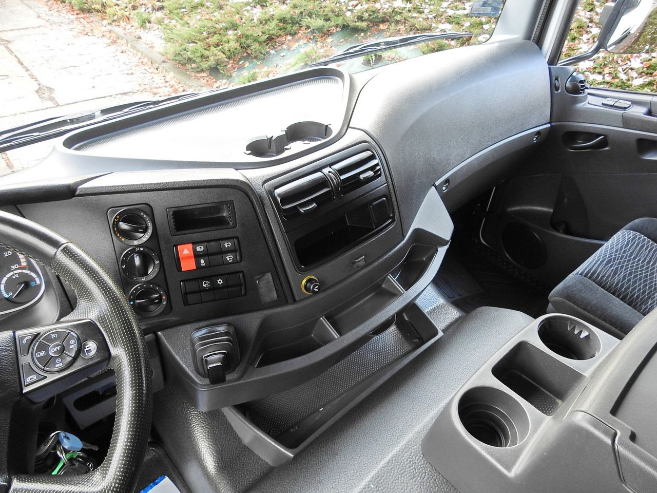 Фургон з закритим кузовом MERCEDES ATEGO 12.24 BOX LIFT 18 PALLETS CRUISE CONTROL AUTOMATIC TRANSMISSION  TWIN WHEELS AIR CONDITIONING  240HP: фото 42