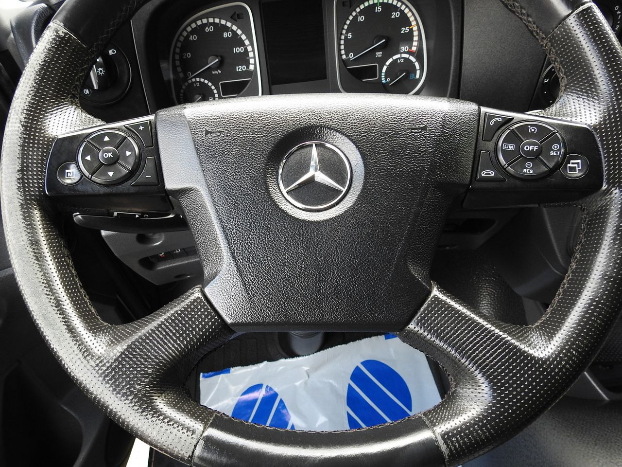 Фургон з закритим кузовом MERCEDES ATEGO 12.24 BOX LIFT 18 PALLETS CRUISE CONTROL AUTOMATIC TRANSMISSION  TWIN WHEELS AIR CONDITIONING  240HP: фото 38