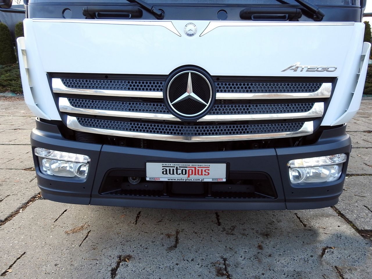 Рефрижератор вантажівка MERCEDES ATEGO 12.24 REGRIGERATOR BOX -10*C LIFT 16 PALLETS HEATING FUNCTION WEBASTO CRUISE CONTROL PNEUMATICS AIR CONDITIONING  240HP: фото 19