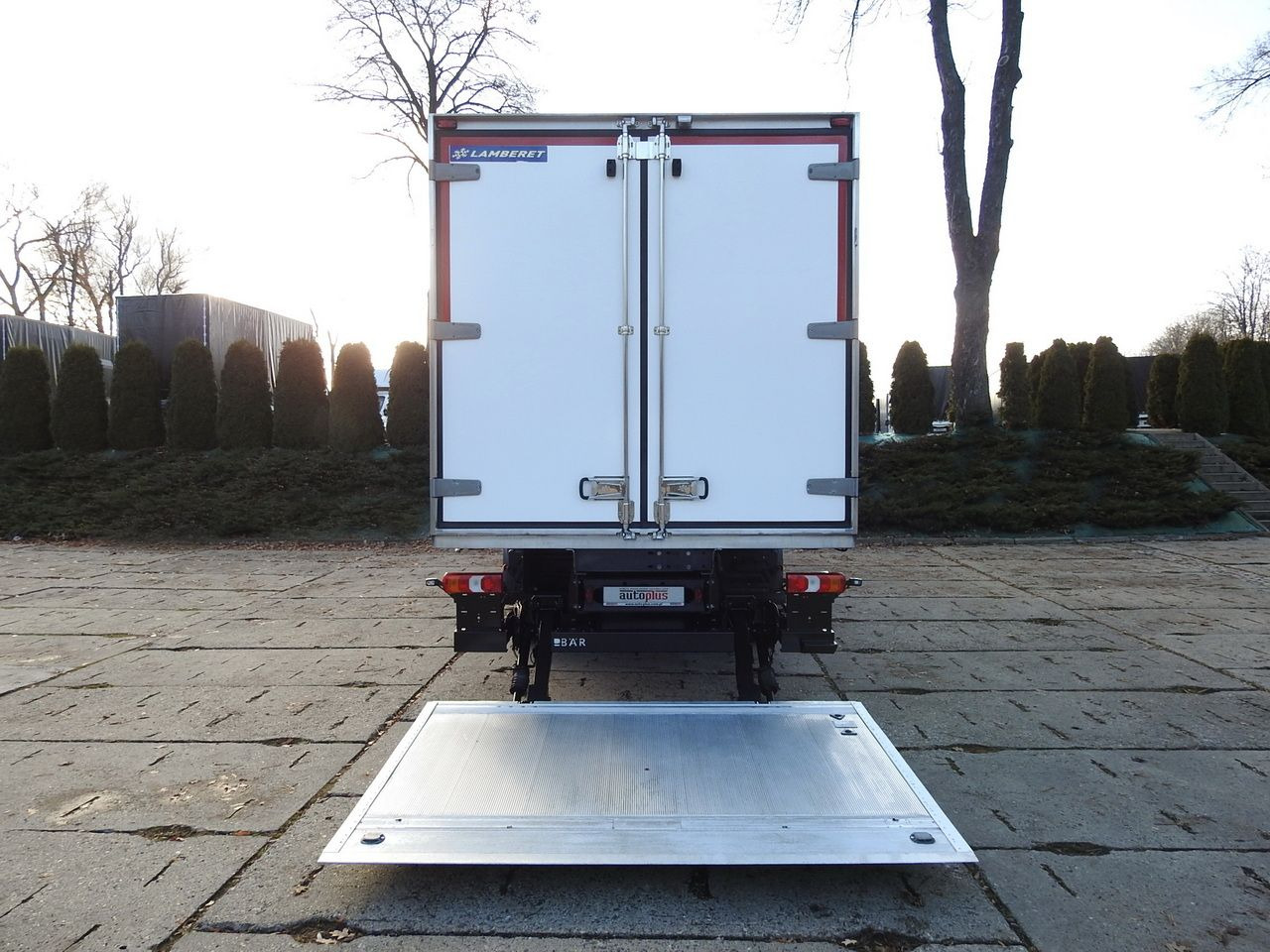 Рефрижератор вантажівка MERCEDES ATEGO 12.24 REGRIGERATOR BOX -10*C LIFT 16 PALLETS HEATING FUNCTION WEBASTO CRUISE CONTROL PNEUMATICS AIR CONDITIONING  240HP: фото 16