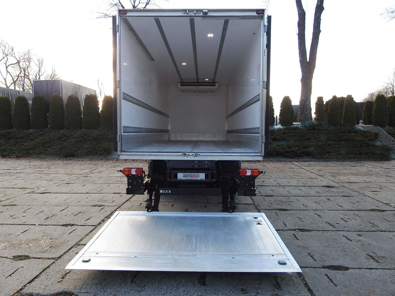 Рефрижератор вантажівка MERCEDES ATEGO 12.24 REGRIGERATOR BOX -10*C LIFT 16 PALLETS HEATING FUNCTION WEBASTO CRUISE CONTROL PNEUMATICS AIR CONDITIONING  240HP: фото 15
