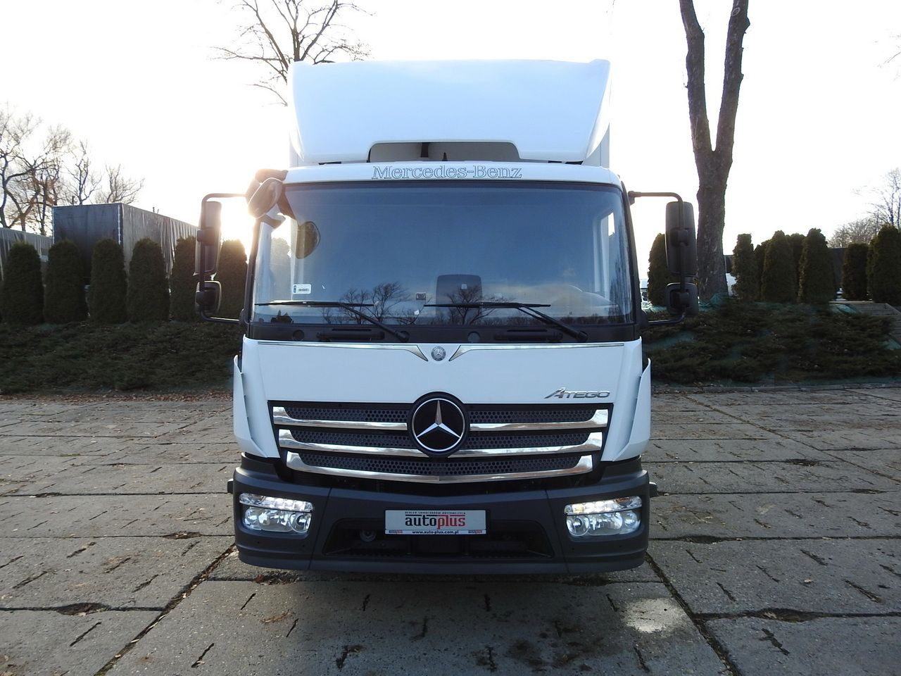 Рефрижератор вантажівка MERCEDES ATEGO 12.24 REGRIGERATOR BOX -10*C LIFT 16 PALLETS HEATING FUNCTION WEBASTO CRUISE CONTROL PNEUMATICS AIR CONDITIONING  240HP: фото 5