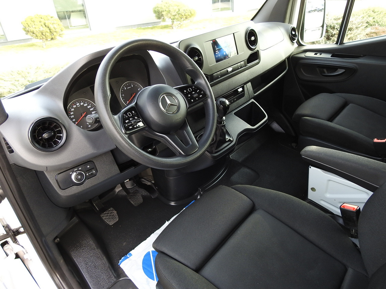 MERCEDES SPRINTER 314 BOX DELIVERY VAN 6 SEATS CRUISE CONTROL AIR CONDITIONING 140HP - Суцільнометалевий фургон: фото 2 MERCEDES SPRINTER 314 BOX DELIVERY VAN 6 SEATS CRUISE CONTROL AIR CONDITIONING 140HP - Суцільнометалевий фургон: фото 2