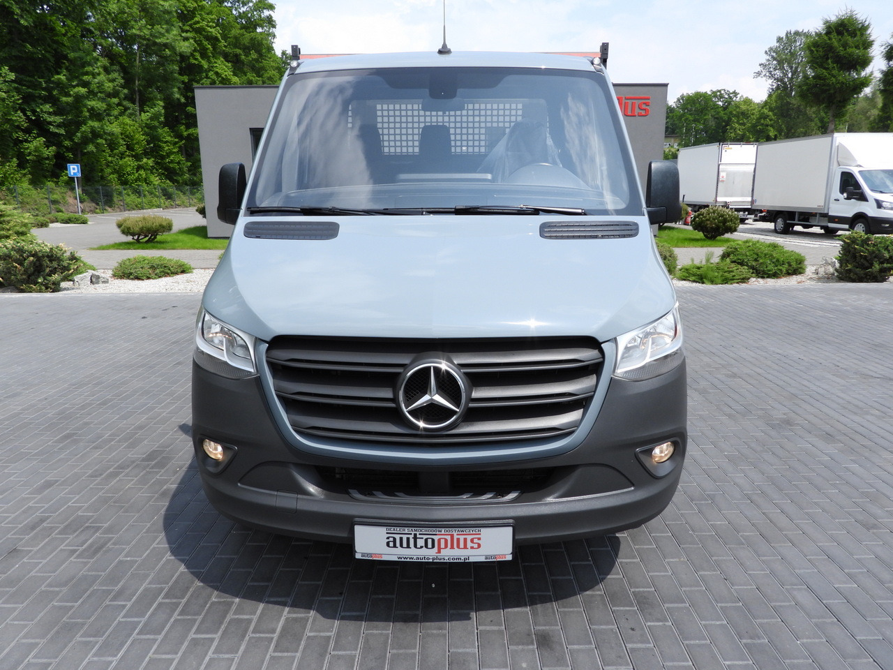 MERCEDES SPRINTER 315 STAKE BODY 8 PALLETS CRUISE CONTROL AIR CONDITIONING  150HP - Легка бортова вантажівка: фото 5 MERCEDES SPRINTER 315 STAKE BODY 8 PALLETS CRUISE CONTROL AIR CONDITIONING  150HP - Легка бортова вантажівка: фото 5