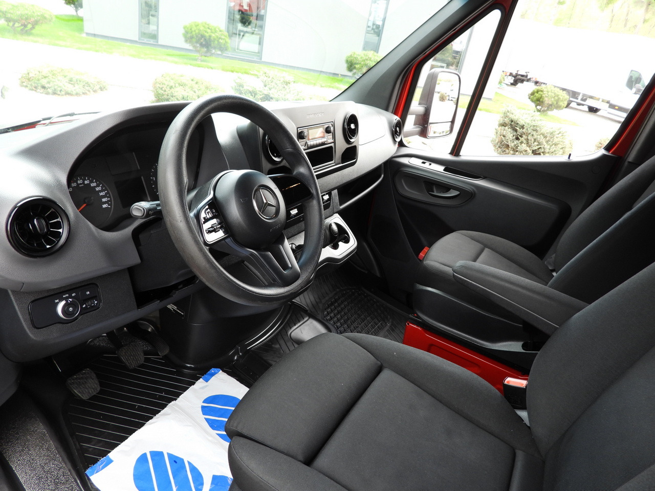 MERCEDES SPRINTER 316 8 PALLETS TARPAULIN LIFT CRUISE CONTROL AIR CONDITIONING 160HP - Тентований фургон: фото 2 MERCEDES SPRINTER 316 8 PALLETS TARPAULIN LIFT CRUISE CONTROL AIR CONDITIONING 160HP - Тентований фургон: фото 2