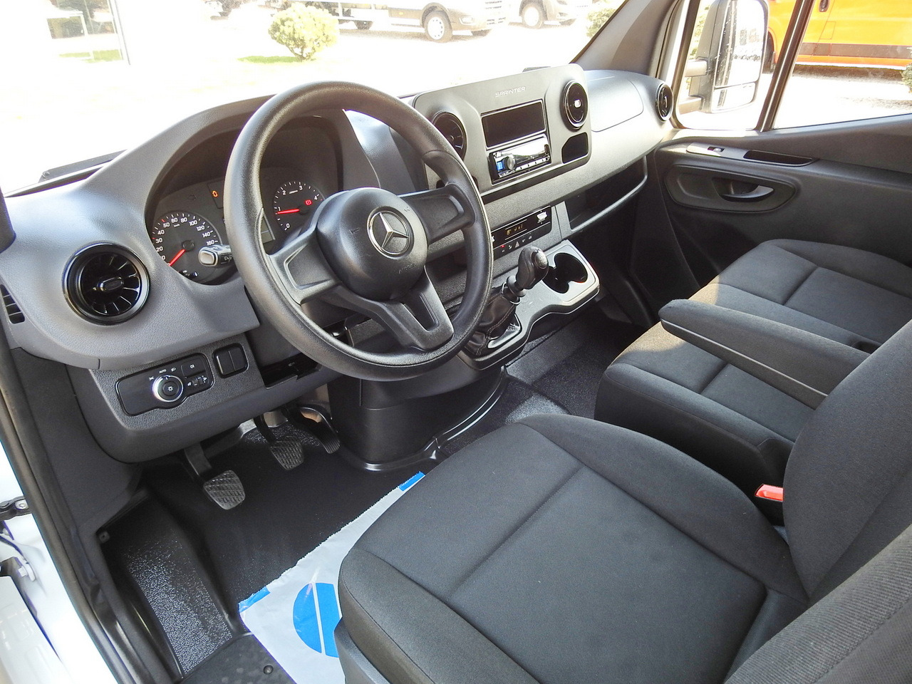 MERCEDES SPRINTER 316  TARPAULIN 10 PALLETS WEBASTO AIR CONDITIONING  165HP - Тентований фургон: фото 2 MERCEDES SPRINTER 316  TARPAULIN 10 PALLETS WEBASTO AIR CONDITIONING  165HP - Тентований фургон: фото 2
