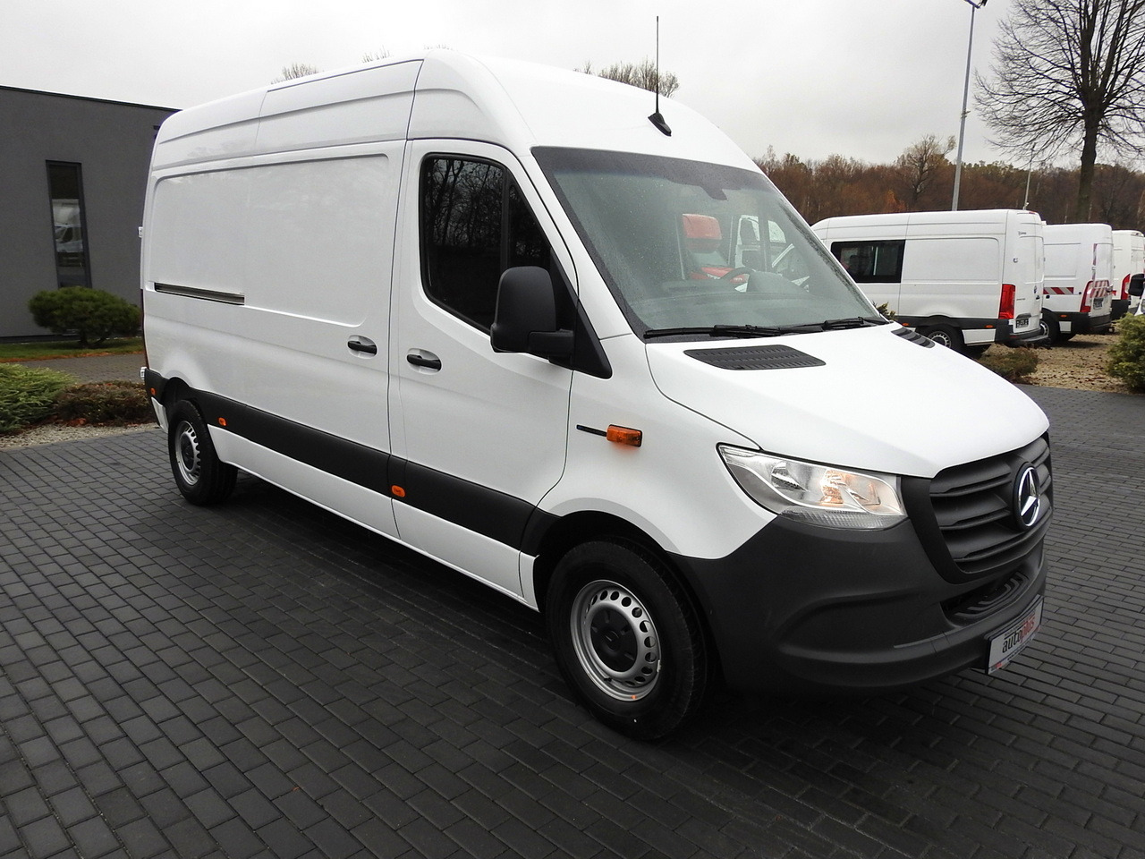 MERCEDES eSprinter NEW ELECTRIC VAN AUTOMATIC TRANSMISSION GUARANTEE 95HP - Суцільнометалевий фургон: фото 4 MERCEDES eSprinter NEW ELECTRIC VAN AUTOMATIC TRANSMISSION GUARANTEE 95HP - Суцільнометалевий фургон: фото 4