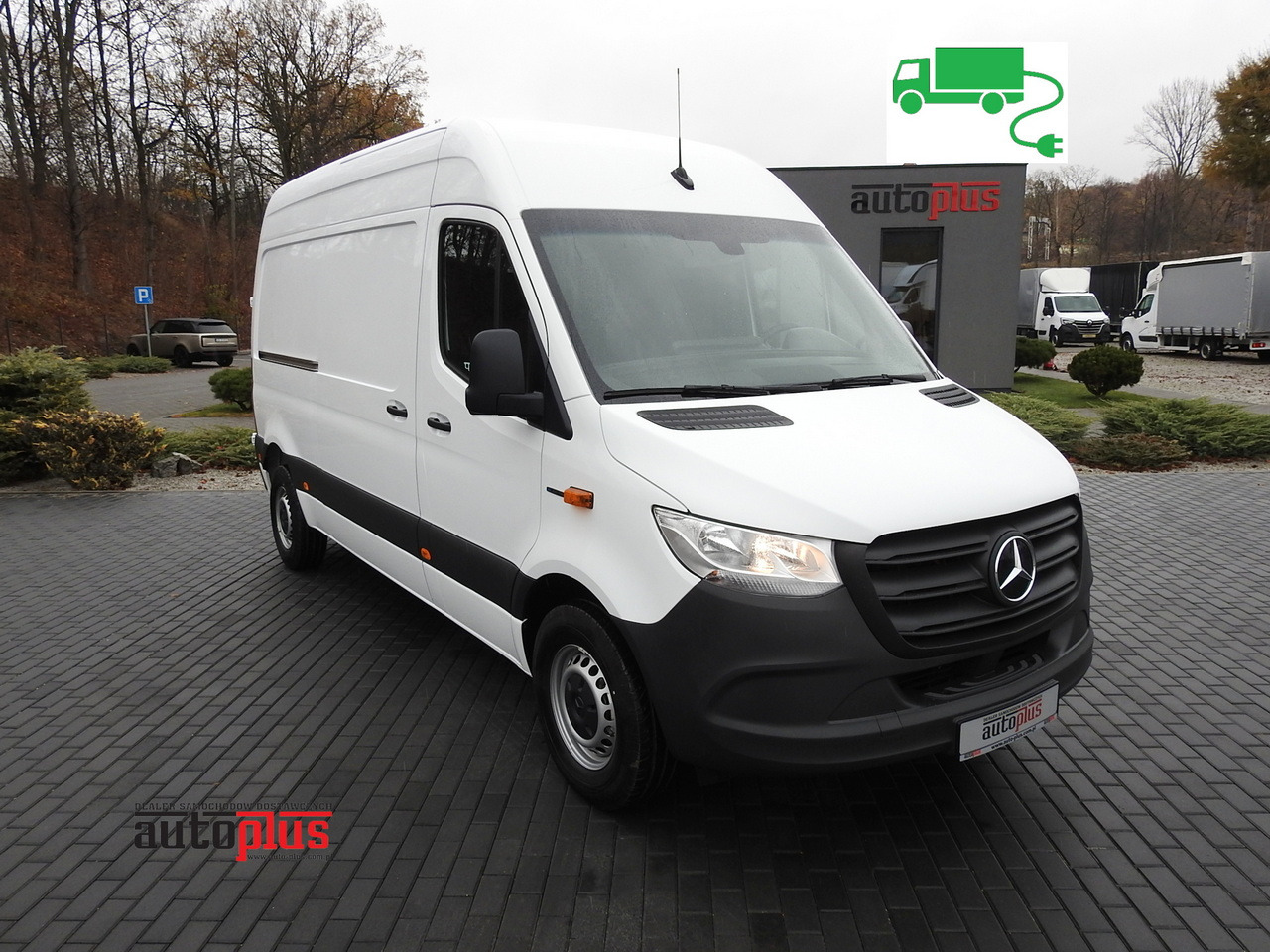 MERCEDES eSprinter NEW ELECTRIC VAN AUTOMATIC TRANSMISSION GUARANTEE 95HP - Суцільнометалевий фургон: фото 1 MERCEDES eSprinter NEW ELECTRIC VAN AUTOMATIC TRANSMISSION GUARANTEE 95HP - Суцільнометалевий фургон: фото 1