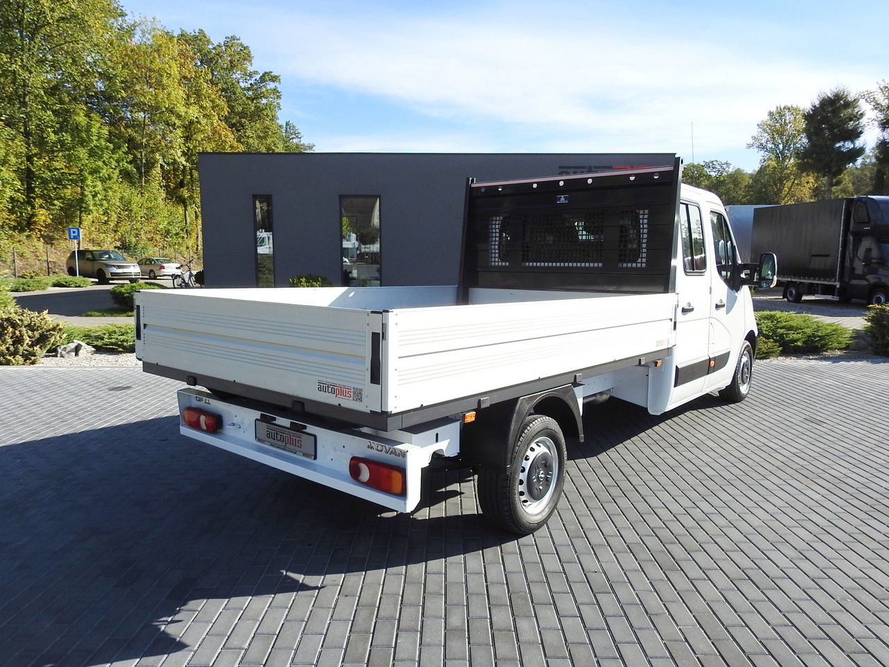 OPEL MOVANO STAKE BODY DOUBLE CABIN DOKA 7 SEATS CRUISE CONTROL AIR CONDITIONING 130HP - Легка бортова вантажівка: фото 3 OPEL MOVANO STAKE BODY DOUBLE CABIN DOKA 7 SEATS CRUISE CONTROL AIR CONDITIONING 130HP - Легка бортова вантажівка: фото 3