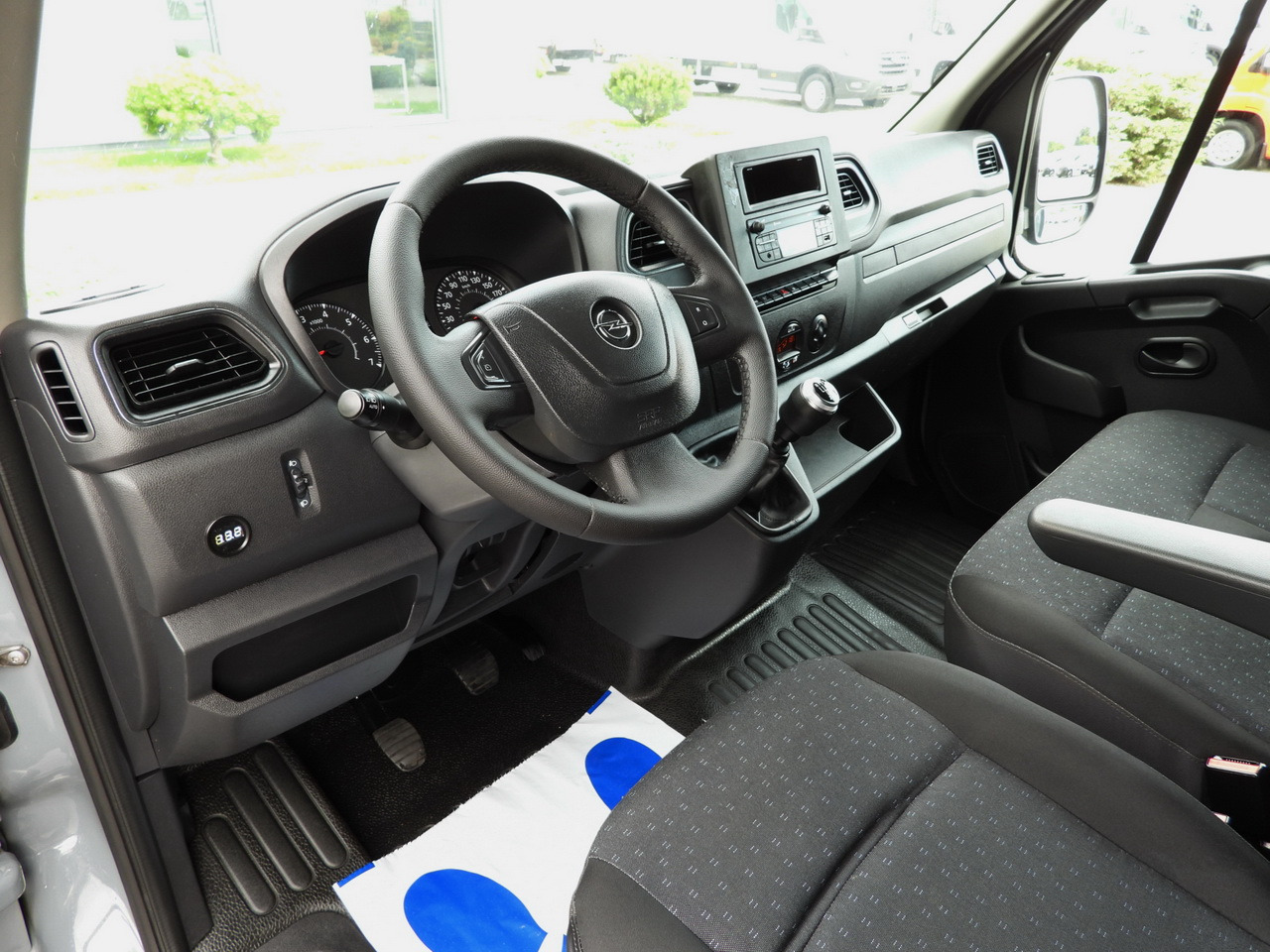 OPEL MOVANO TARPAULIN 10 PALLETS WEBASTO CRUISE CONTROL LED LIGHTS PNEUMATICS AIR CONDITIONING 165HP - Тентований фургон: фото 2 OPEL MOVANO TARPAULIN 10 PALLETS WEBASTO CRUISE CONTROL LED LIGHTS PNEUMATICS AIR CONDITIONING 165HP - Тентований фургон: фото 2