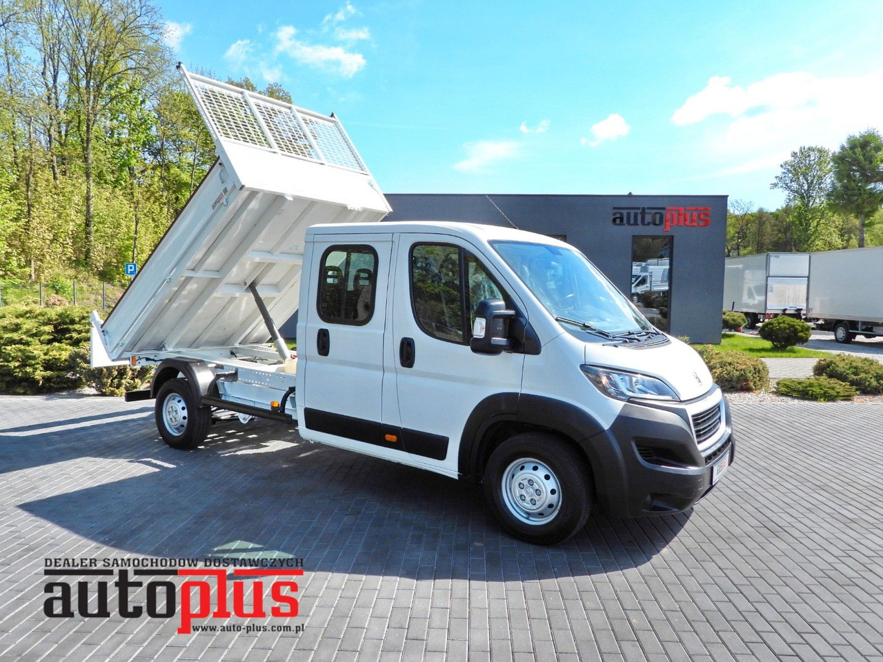 Peugeot BOXER KIPPER DOPPELKABINE DOKA 7 SITZE TEMPOMAT - Малотоннажний самоскид, Вантажопасажирський фургон: фото 1 Peugeot BOXER KIPPER DOPPELKABINE DOKA 7 SITZE TEMPOMAT - Малотоннажний самоскид, Вантажопасажирський фургон: фото 1