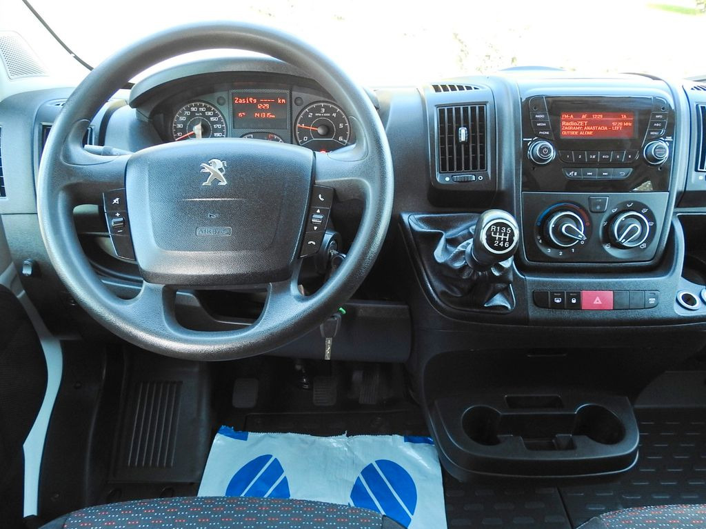 Легка бортова вантажівка, Вантажопасажирський фургон Peugeot BOXER PRITSCHE DOPPELKABINE DOKA 7 SITZE: фото 21