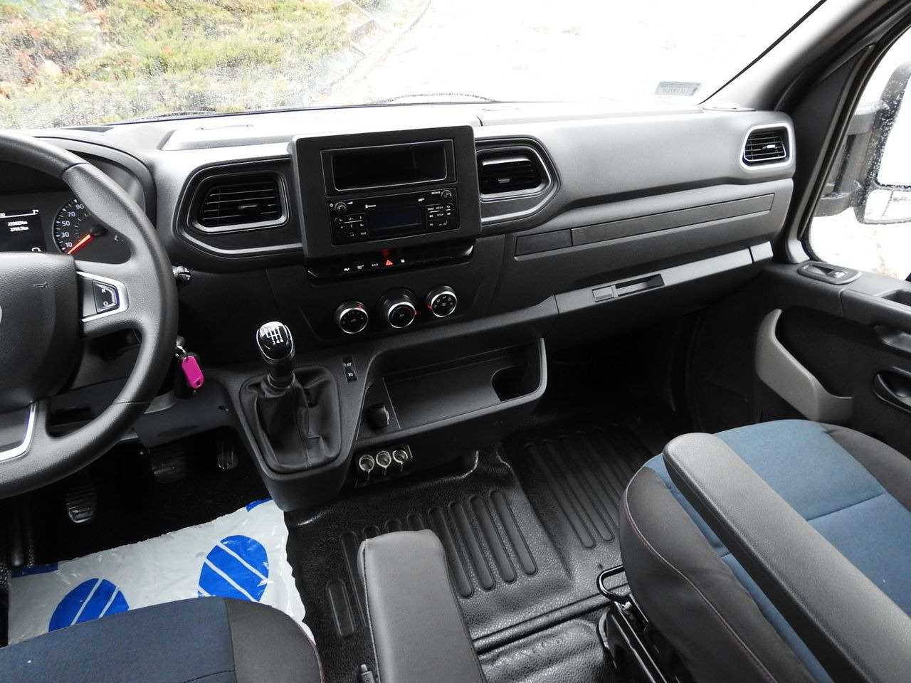 Тентований фургон RENAULT MASTER: фото 31