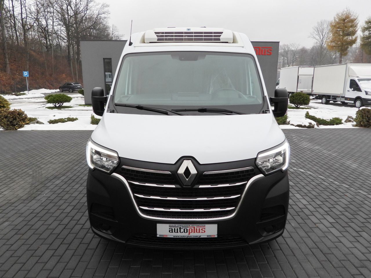 RENAULT MASTER REFRIGERATOR VAN -10*C POWER SUPPLY 230V CRUISE CONTROL NAVIGATION LED LIGHTS AIR CONDITIONING 150HP - Фургон-рефрижератор: фото 5 RENAULT MASTER REFRIGERATOR VAN -10*C POWER SUPPLY 230V CRUISE CONTROL NAVIGATION LED LIGHTS AIR CONDITIONING 150HP - Фургон-рефрижератор: фото 5