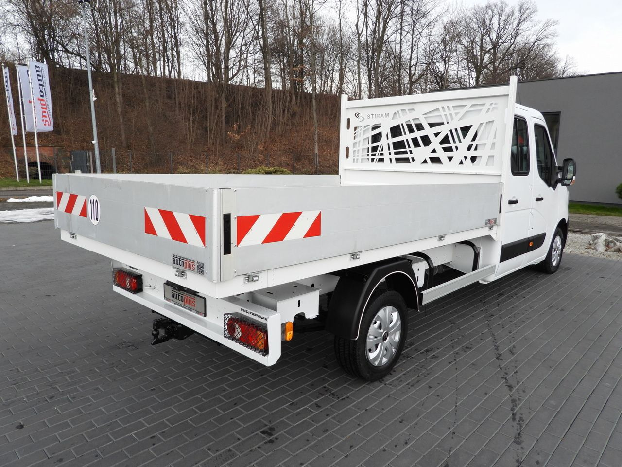 RENAULT MASTER STAKE BODY DOUBLE CABIN DOKA 6 SEATS CRUISE CONTROL NAVIGATION LED LIGHTS AIR CONDITIONING 150HP - Вантажопасажирський фургон: фото 3 RENAULT MASTER STAKE BODY DOUBLE CABIN DOKA 6 SEATS CRUISE CONTROL NAVIGATION LED LIGHTS AIR CONDITIONING 150HP - Вантажопасажирський фургон: фото 3