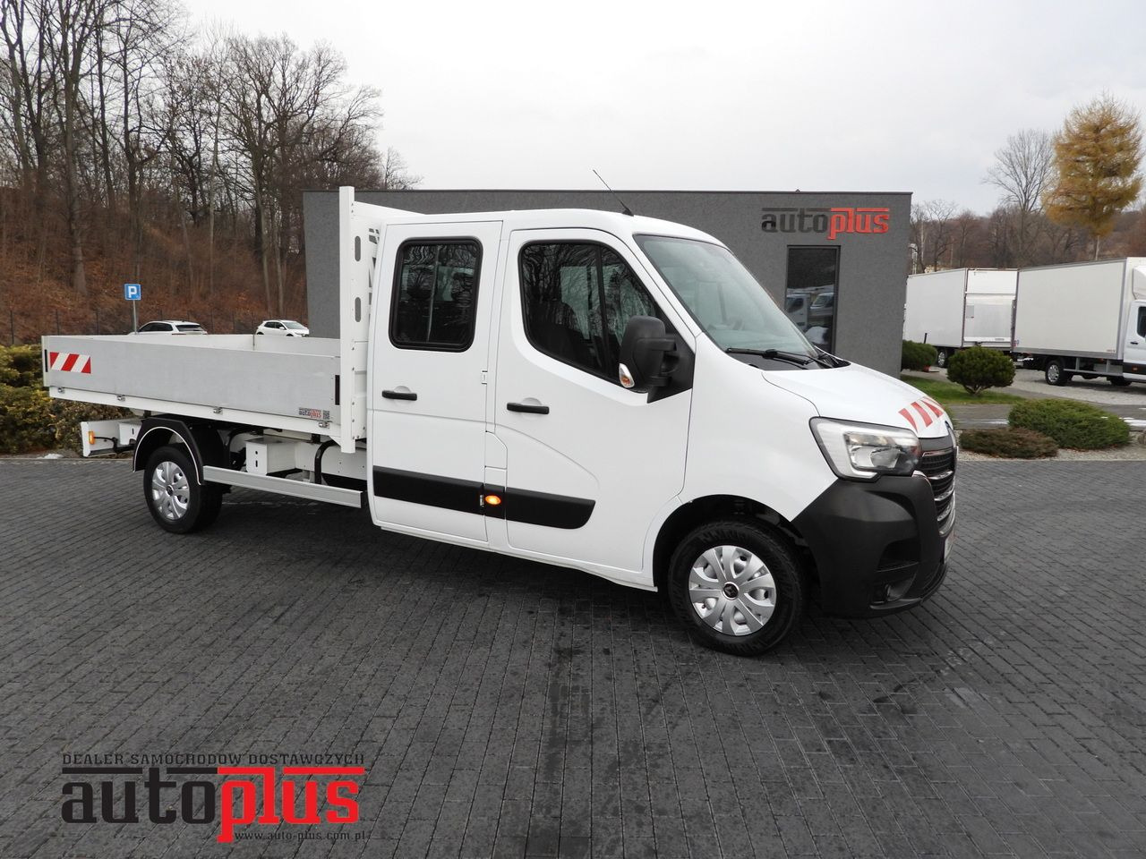 RENAULT MASTER STAKE BODY DOUBLE CABIN DOKA 6 SEATS CRUISE CONTROL NAVIGATION LED LIGHTS AIR CONDITIONING 150HP - Вантажопасажирський фургон: фото 1 RENAULT MASTER STAKE BODY DOUBLE CABIN DOKA 6 SEATS CRUISE CONTROL NAVIGATION LED LIGHTS AIR CONDITIONING 150HP - Вантажопасажирський фургон: фото 1